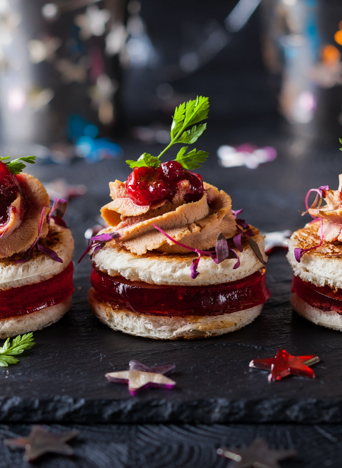 Canapés au foie gras et à la gelée à l’Archer